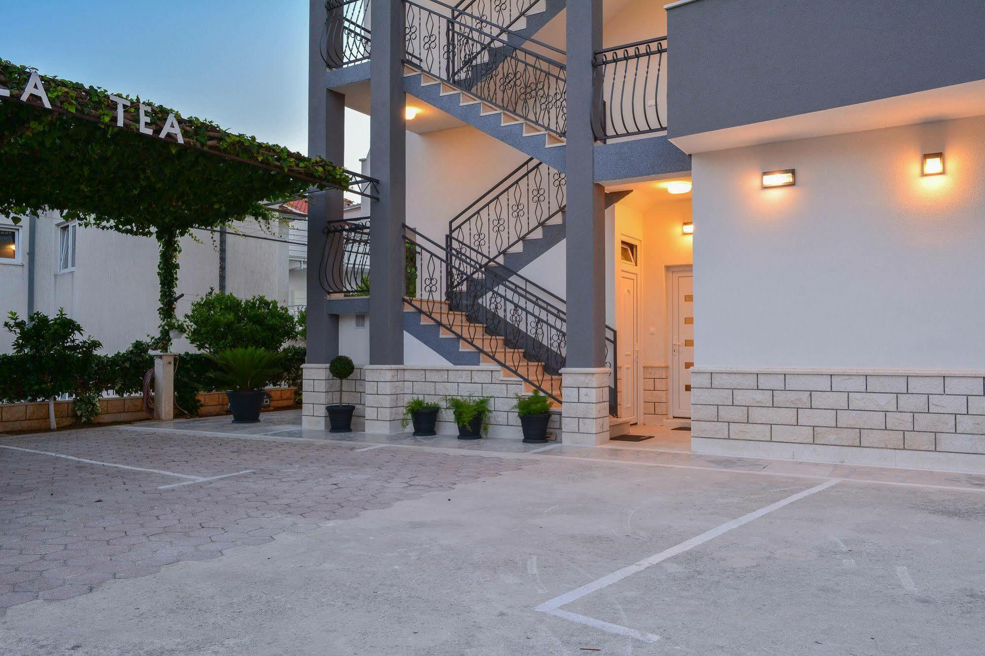 Luxury Apartments Villa Tea Trogir Exterior foto